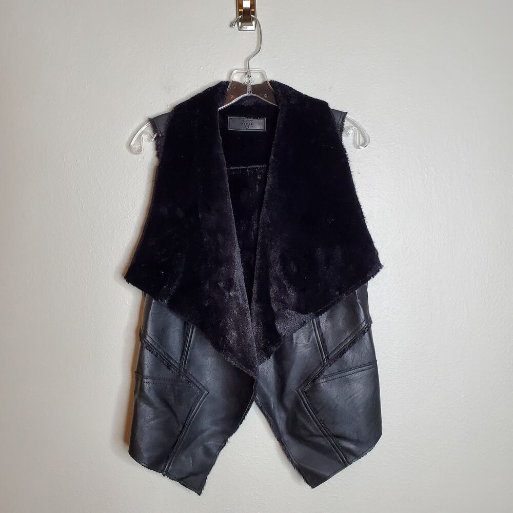 Edgy Indie Sleaze Vegan Leather Faux Fur Lined Open Vest Size S Black Blank NYC